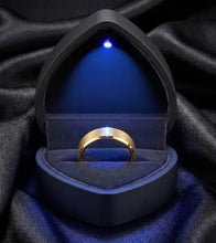 Cargar imagen en el visor de la galería, Anillo de oro satinado New York 14kt

